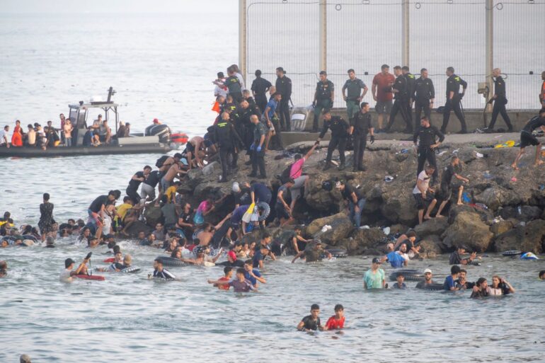 Konservative Medien und Politiker in Spanien beklagen eine «Invasion».