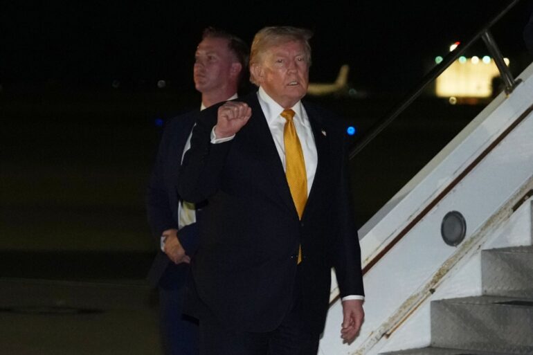 US-Präsident Trump stellt einen noch größeren Truppenabzug aus Europa in Aussicht.
