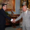 Der neue britische Premierminister Andy Burnham (l.) mit König Charles III.