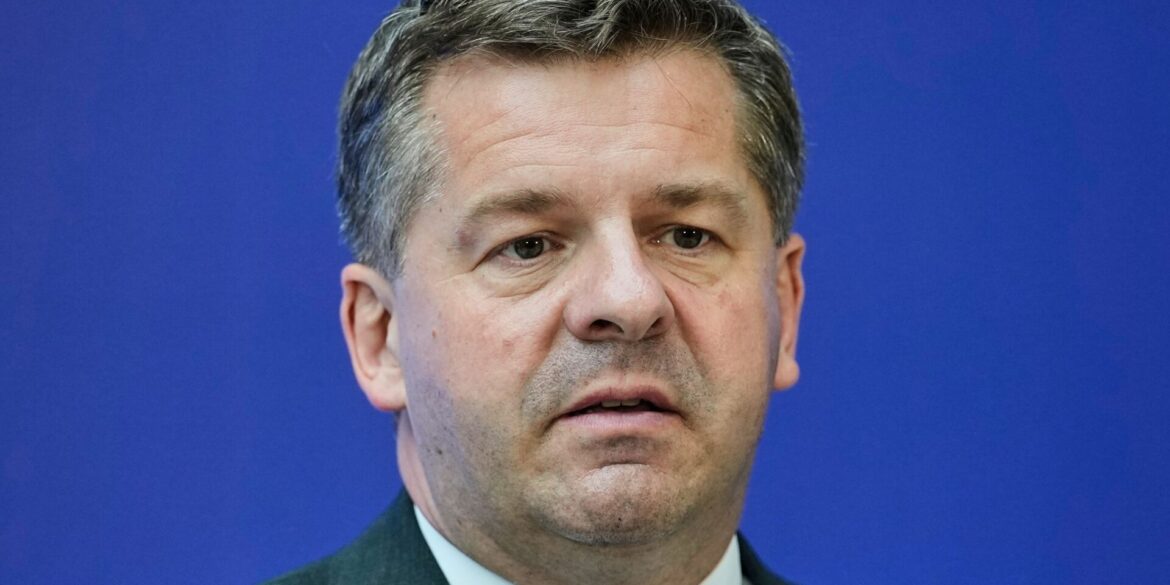 «Ich werde nicht zur AfD und nicht zur Linkspartei gehen und um Stimmen bitten», sagte Sven Schulze (CDU). (Archivbild)