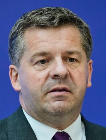 «Ich werde nicht zur AfD und nicht zur Linkspartei gehen und um Stimmen bitten», sagte Sven Schulze (CDU). (Archivbild)