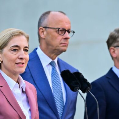Das sind zunächst einmal die wichtigsten Personalien des großen Merz-Tableaus: Warken und Linnemann.