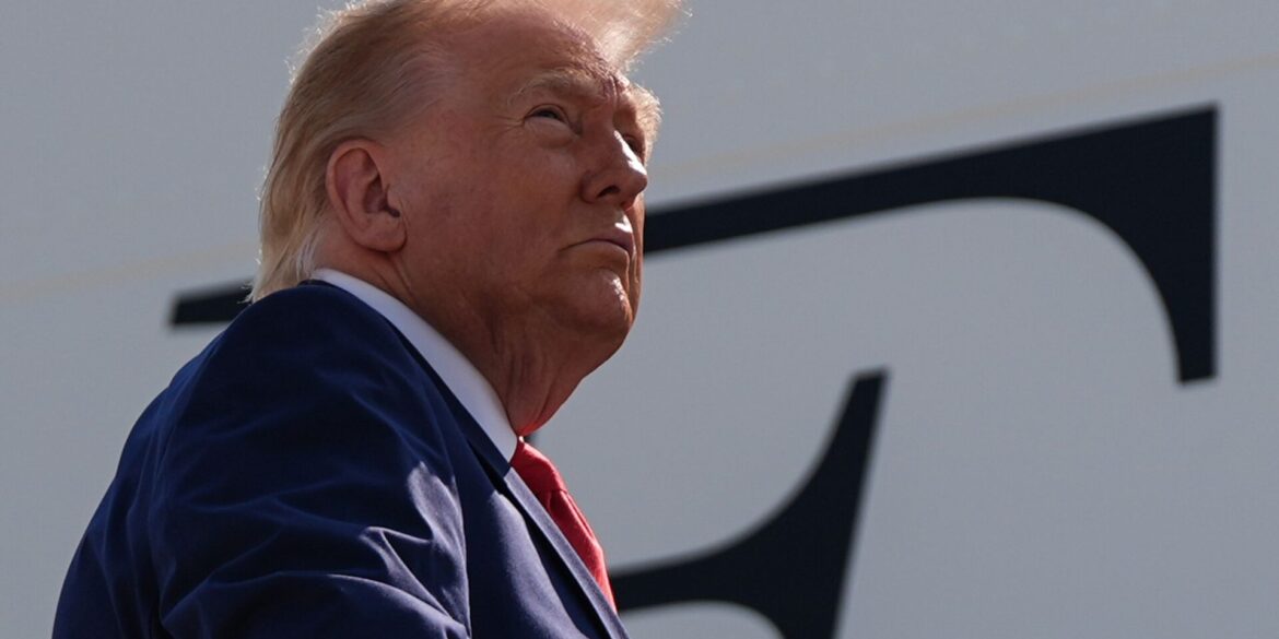 US-Präsident Trump droht dem Iran mit Konsequenzen für die Angriffe der Huthi-Miliz. (Archivbild)