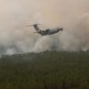 Ein Airbus A400M im Einsatz, nun schickt die Bundeswehr ein solches Flugzeug mit weiterem Material zur Brandbekämpfung nach Frankreich. (Symbolfoto)