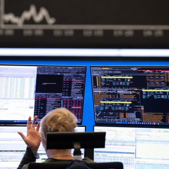 Der Dax ist auf einen Rekord gestiegen - auch dank der Euphorie um Künstliche Intelligenz (KI).
