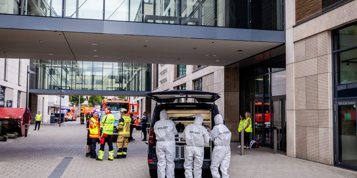 Das Einkaufszentrum wurde zwischenzeitlich abgesperrt.