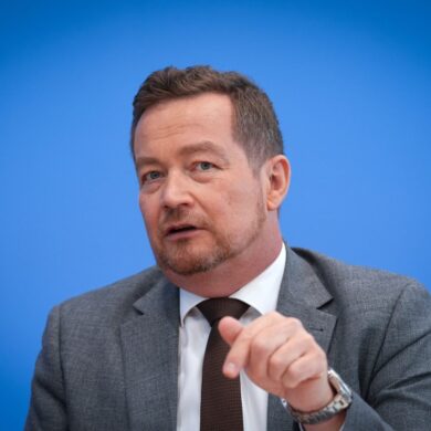 Der Polizeibeauftragte des Bundes, Grötsch, verzeichnet eine starke Zunahme der Eingaben.