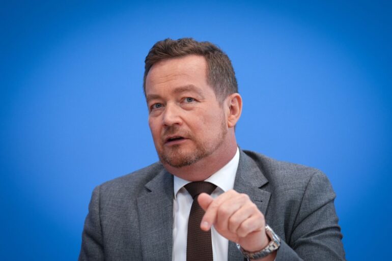 Der Polizeibeauftragte des Bundes, Grötsch, verzeichnet eine starke Zunahme der Eingaben.