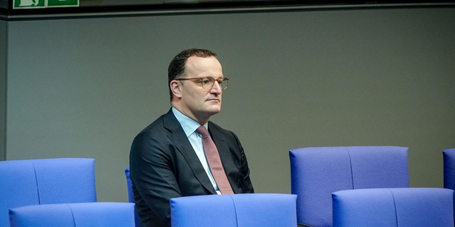 Jens Spahn hat angekündigt, sein Amt als Unionsfraktionschef aufzugeben. (Archivbild)