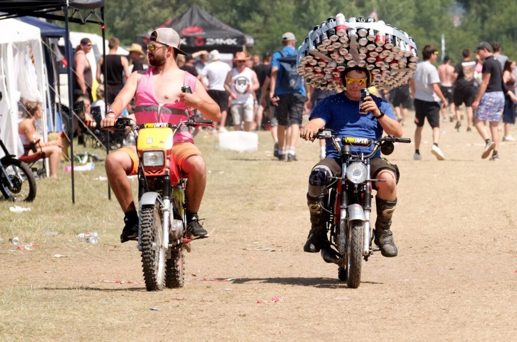 Beim Simson-Treffen in Zwickau kommt es auch auf das Outfit an.
