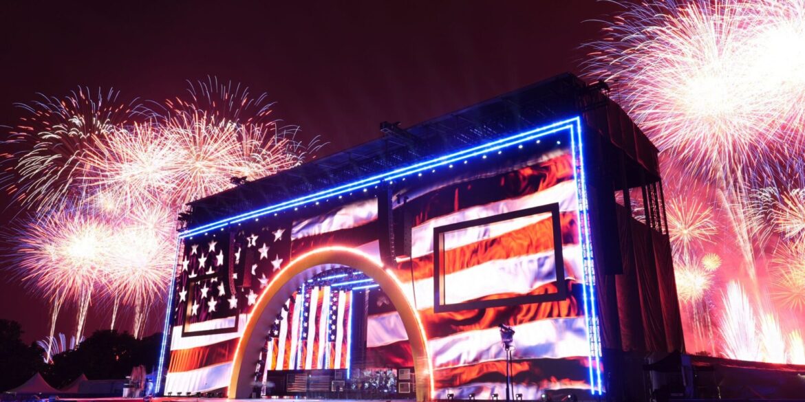 Die Veranstalter sprachen vom größten Feuerwerk der Geschichte.
