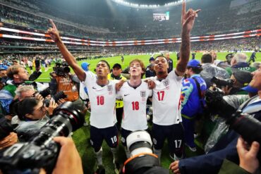 Der Jubel der Engländer war riesig nach diesem irren Spiel.