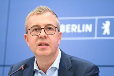 Er soll neuer CDU-Spitzenkandidat werden: Finanzsenator Stefan Evers. (Archivbild)
