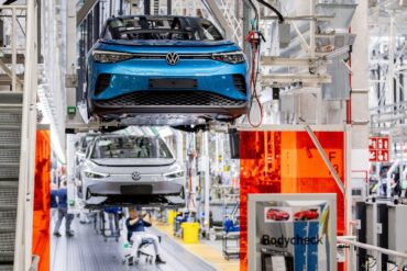 Neue Sparpläne bei VW verunsichern die Belegschaft. (Archivbild)