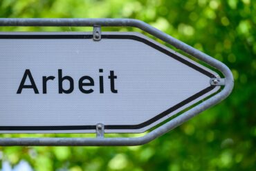 Die Chancen für Arbeitslose, eine neue Beschäftigung zu finden, sind nach Einschätzung der Bundesagentur zurzeit historisch schlecht. (Symbolbild)