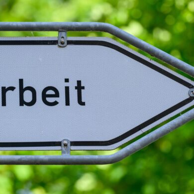 Die Chancen für Arbeitslose, eine neue Beschäftigung zu finden, sind nach Einschätzung der Bundesagentur zurzeit historisch schlecht. (Symbolbild)