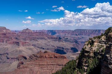 Im Grand Canyon werden nach Behördenangaben nach einer Sturzflut gut 20 Menschen vermisst. (Archivbild)