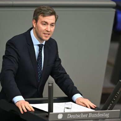 Frederik Bouffier (CDU) ist der Sohn des früheren hessischen Ministerpräsidenten Volker Bouffier.