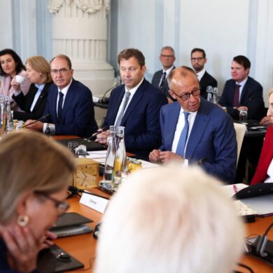 Die schwarz-rote Koalition rüstet sich für einen arbeitsreichen Herbst.