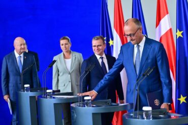 Bundeskanzler Friedrich Merz schmiedet mit fünf weiteren europäischen Regierungschefs eine Allianz gegen Pläne für eine massive Aufstockung des langfristigen EU-Haushalts.