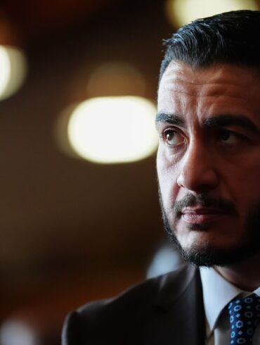 Setzt sich in der parteiinternen Vorwahl gegen Haley Stevens durch - Abdul El-Sayed. (Archivbild)