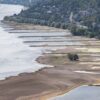 Folge des ungewöhnlich heißen Sommers: Der Rhein führt extrem wenig Wasser.