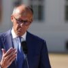 Bundeskanzler Friedrich Merz (CDU) spricht vor Beginn der Klausurtagung der Bundesregierung im Schloss Neuhardenberg.