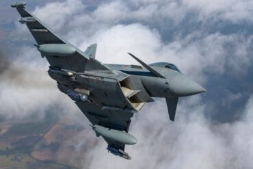 Ein «Eurofighter Typhoon» der italienischen Luftwaffe holte die Drohne vom Himmel. (Archivbild)