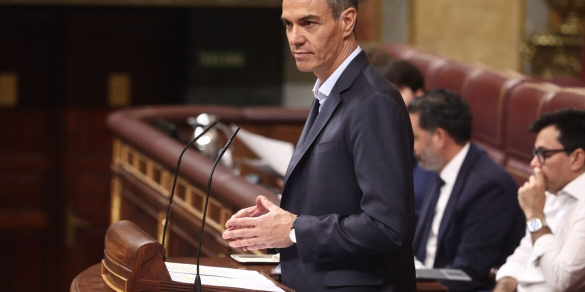 Spaniens Regierungschef Pedro Sánchez hat Falschinformationen in sozialen Netzwerken für den Massenandrang auf die Nordafrika-Exklave Ceuta von Ende Juli mitverantwortlich gemacht. (Archivbild)