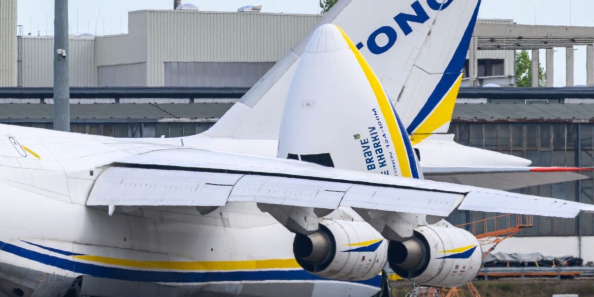 Bis heute hat sich die Bundesregierung nicht öffentlich dazu geäußert, wer aus ihrer Sicht hinter der Drohnen-Attacke auf dem Leipziger Flughafen steckt. (Archivbild)