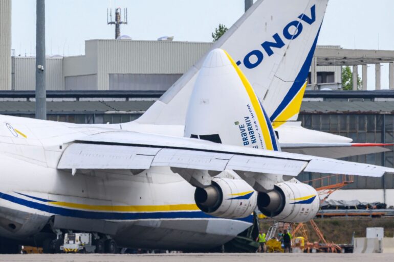 Bis heute hat sich die Bundesregierung nicht öffentlich dazu geäußert, wer aus ihrer Sicht hinter der Drohnen-Attacke auf dem Leipziger Flughafen steckt. (Archivbild)