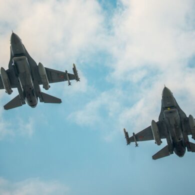Nahe einer Gasförder-Plattform im Schwarzen Meer haben zwei rumänische Kampfjets eine Seedrohne ausgeschaltet. (Archivbild)