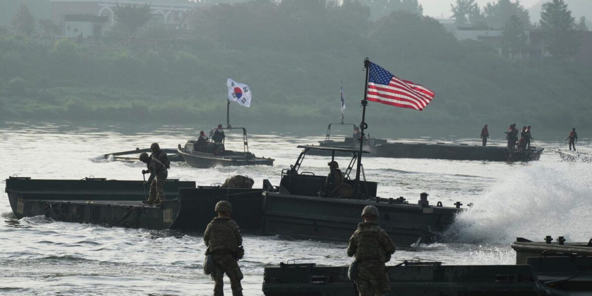 Jedes Jahr führen Streitkräfte Südkoreas und der USA gemeinsame Militärübungen durch. (Archivbild)