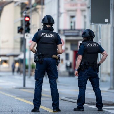 In der Nacht sind laut Polizei Schüsse gefallen.