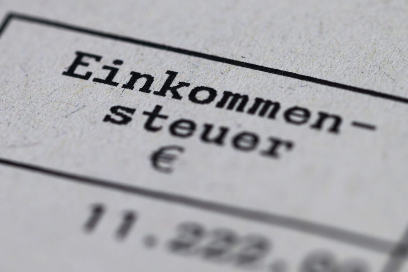 Unter anderem Profisportvereine müssen womöglich höhere Steuern zahlen. (Illustration)
