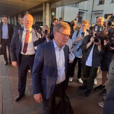 Nach seiner Ankunft in Kiew sendet der Minister erste Botschaften auch an Moskau.