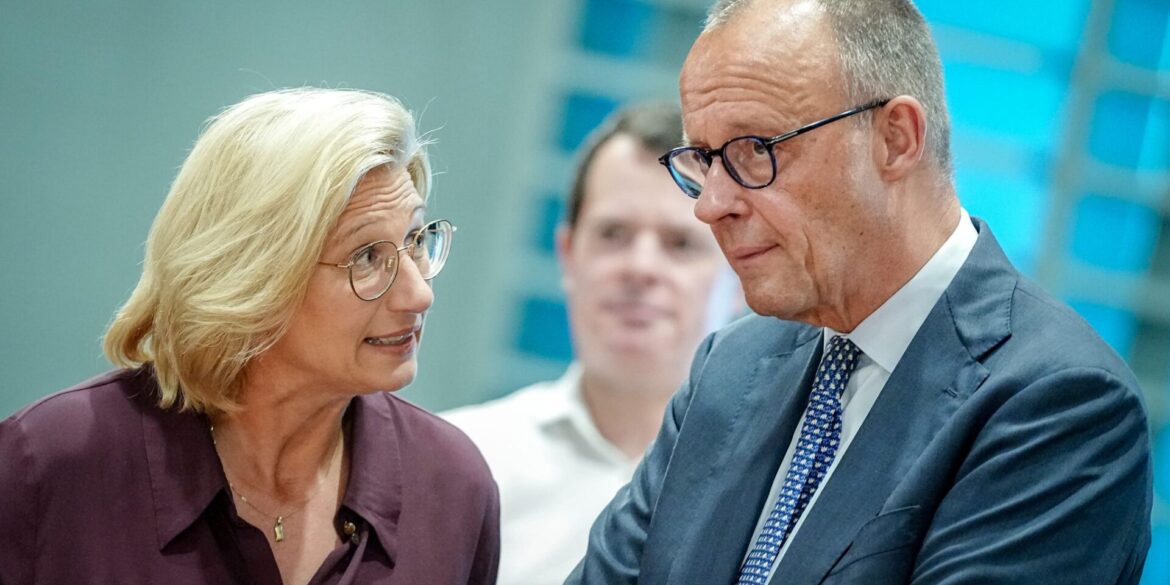 Auch Saar-Ministerpräsidentin Anke Rehlinger (SPD) ist gegen eine komplette Umsetzung der Rentenreform. (Archivfoto)