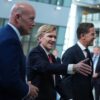 US-Verteidigungsstaatssekretär Elbridge Colby traf in Brüssel unter anderem Nato-Generalsekretär Mark Rutte (r) und US-Nato-Botschafter Matthew Whitaker.