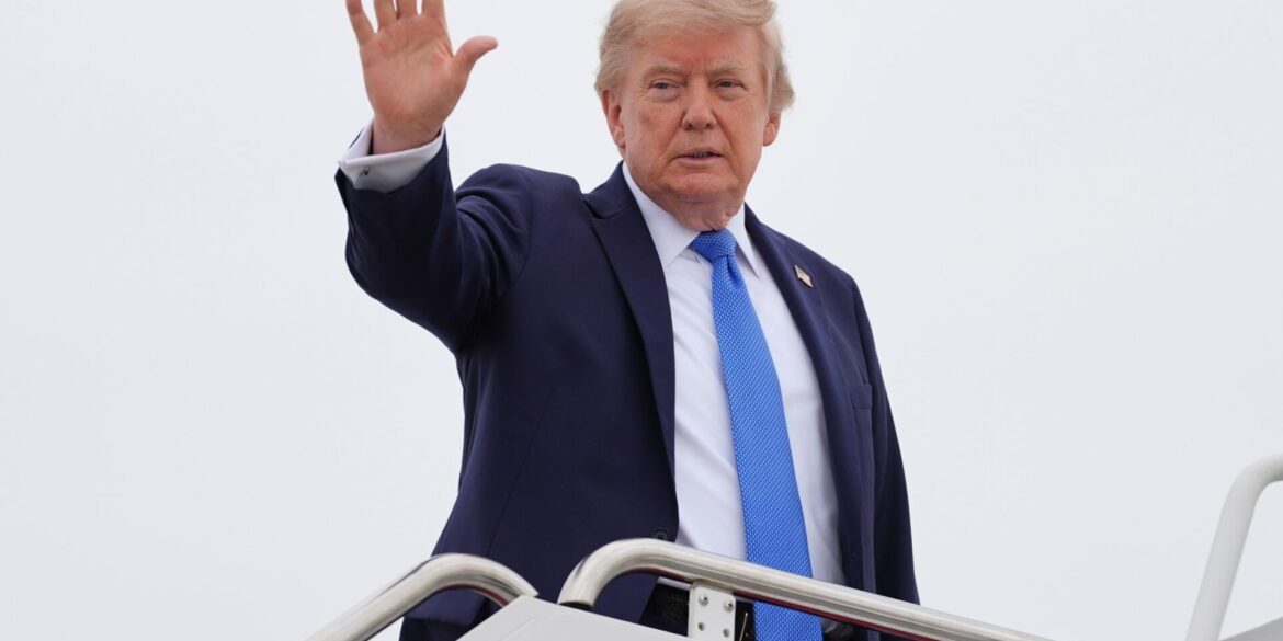 Trump will von Missständen auf einem Flugzeugträger im Nahen Osten nichts wissen.