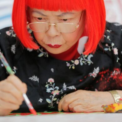 Die japanische Künstlerin Yayoi Kusama ist im Alter von 97 Jahren in Tokio gestorben. (Archivbild)