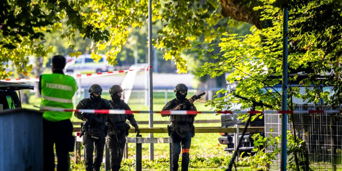 Das Motiv für die Schüsse bei einem Rave-Event in der Schweiz ist weiter unklar.