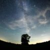 Nachthimmel voller Lichtspuren über Schleswig-Holstein