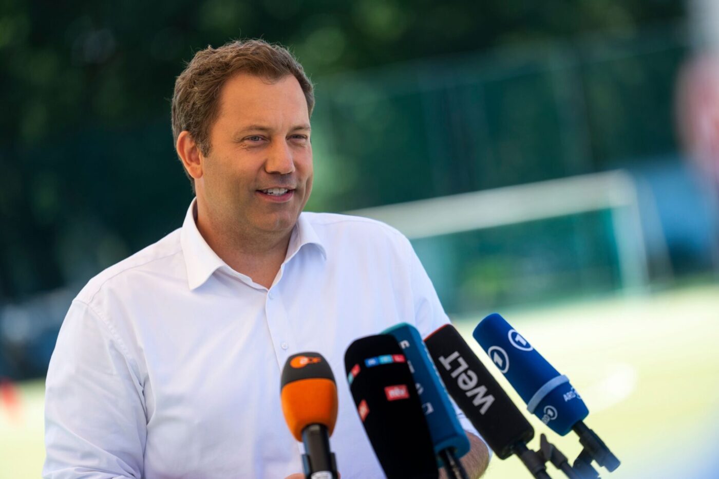 Klingbeil muss für seinen Steuerentwurf viel Kritik einstecken. (Archivbild)