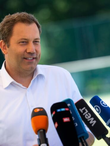 Klingbeil muss für seinen Steuerentwurf viel Kritik einstecken. (Archivbild)