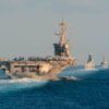 Mit dem US-Flugzeugträger USS Abraham Lincoln (vorn links) haben die USA bereits Anfang des Jahres ihre Präsenz im Nahen Osten verstärkt. (Archivbild)
