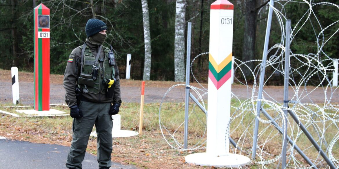 Lettland grenzt im Osten auf einer Länge von rund 172 Kilometern an Russlands engen Verbündeten Belarus. (Archivbild)