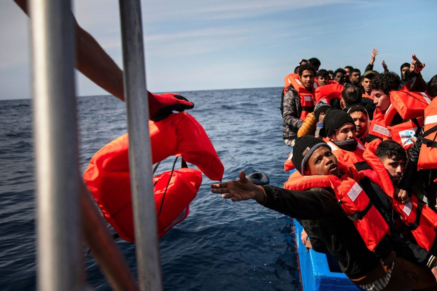 Auf dem Mittelmeer geraten immer wieder Flüchtlinge in Seenot.