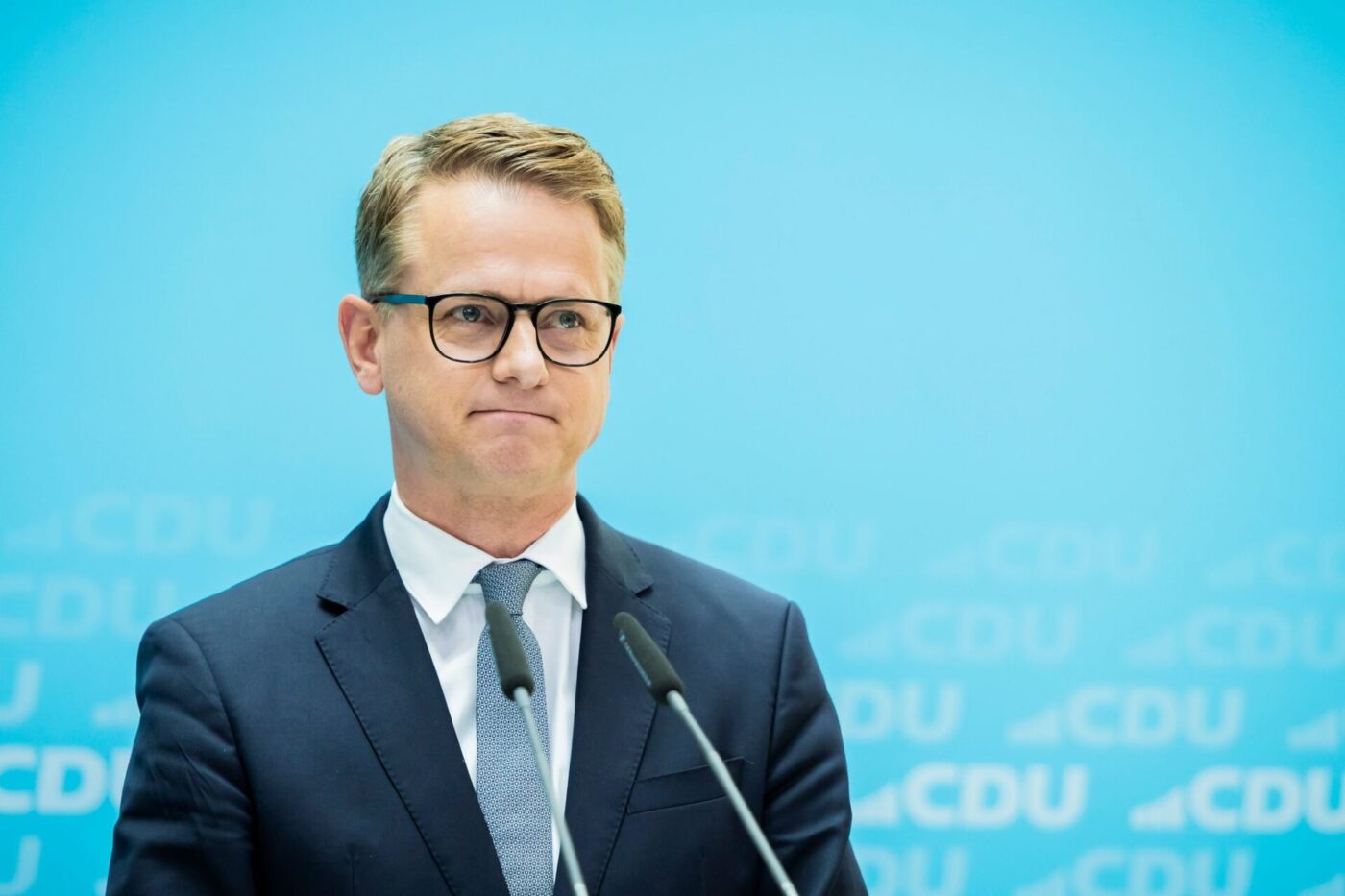 Bundesgesundheitsminister Linnemann will die eigentlich geplante Kürzung von Rentenansprüchen pflegender Angehöriger stoppen. (Archivbild)