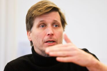 Der Top-Ökonom fordert die Einsetzung eines zentralen Koordinators für die militärische Beschaffung im Kanzleramt. (Archivbild)