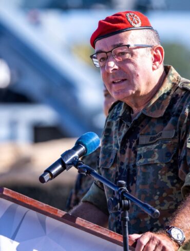 Generalinspekteur Carsten Breuer wurde zum Vorsitzenden des Nato-Militärausschusses gewählt. (Archivbild)